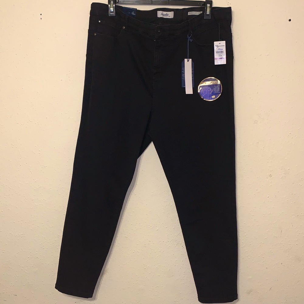 All black 360 sculpt skinny jeans